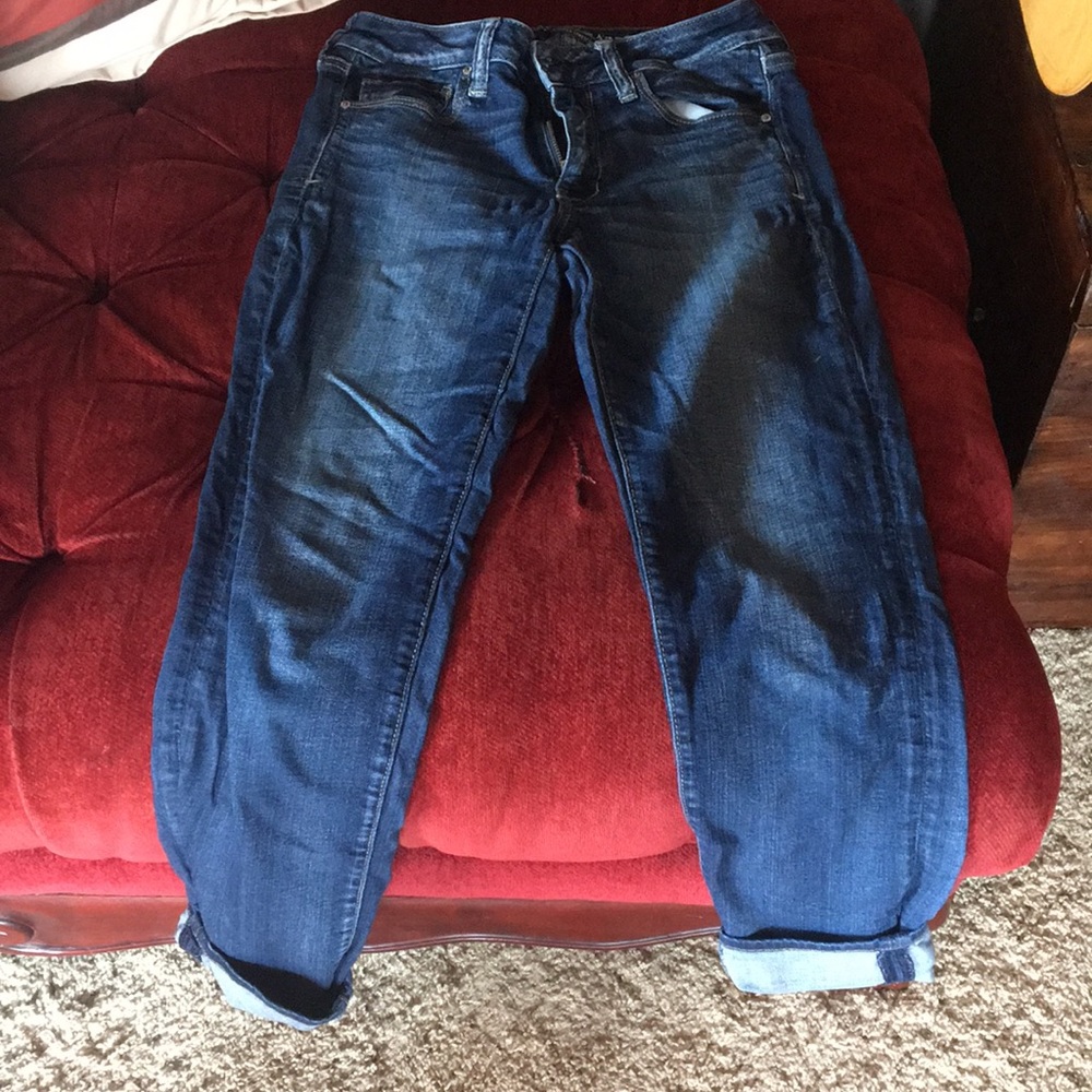 Women’s American Eagle skinny super stretchy jeans